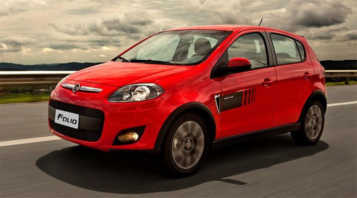 Fiat Palio 2015 vermelho