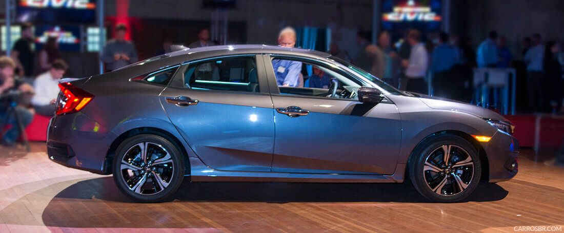 Lateral do Honda Civic 2017