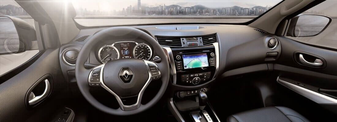 Interior da Renault Alaskan 2018