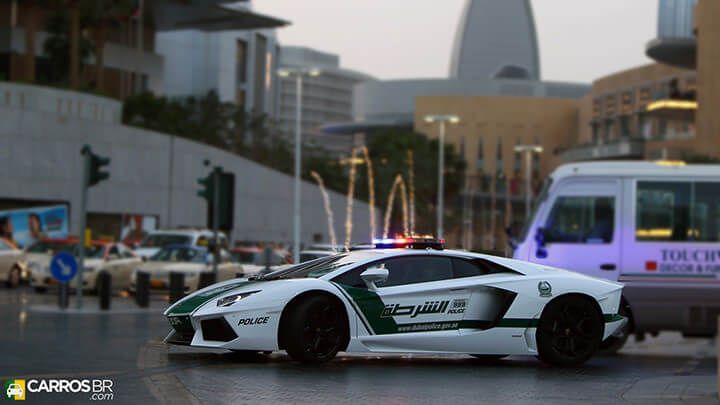 Lamborghini Aventador da Polícia de Dubai