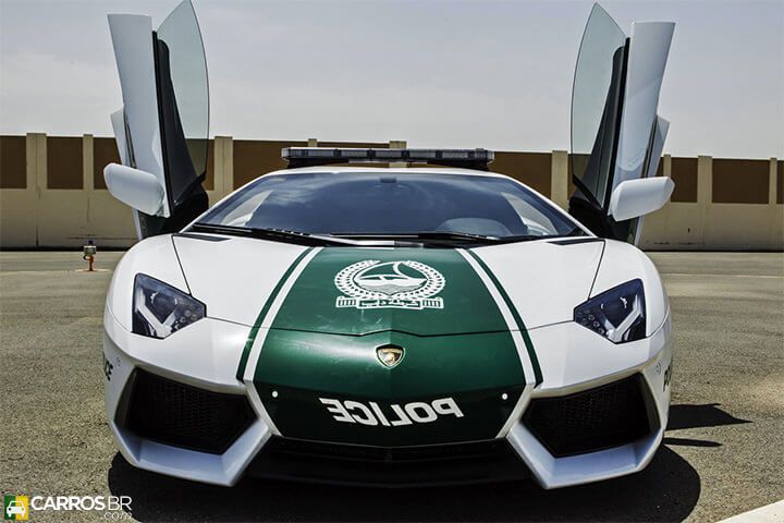 Lamborghini Aventador da Polícia de Dubai