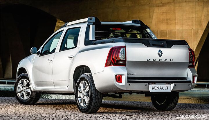 Traseira da Duster Oroch 2016