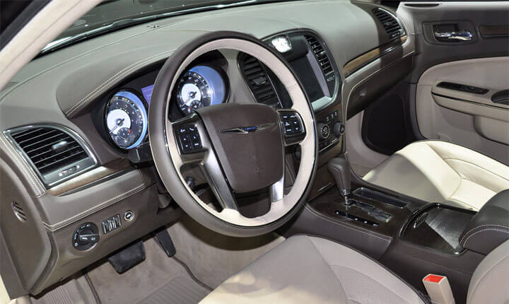 Chrysler 300C 2012